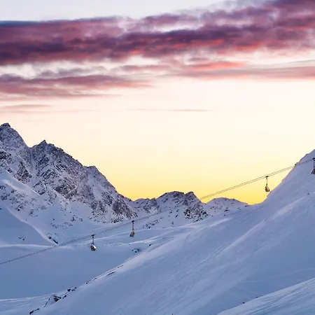 Sunny Valley Mountain 5* Bormio